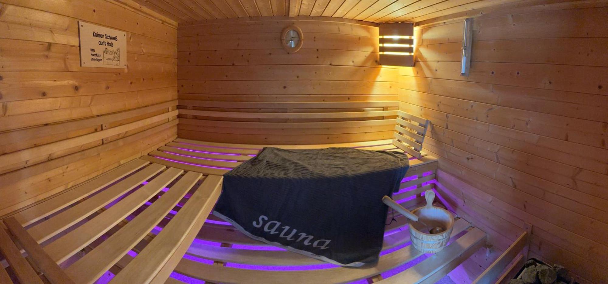 Ferienwohnung Schlossblick - 4 Sterne Sauna Pool Whirlpool Exklusiv Браунфельс Экстерьер фото